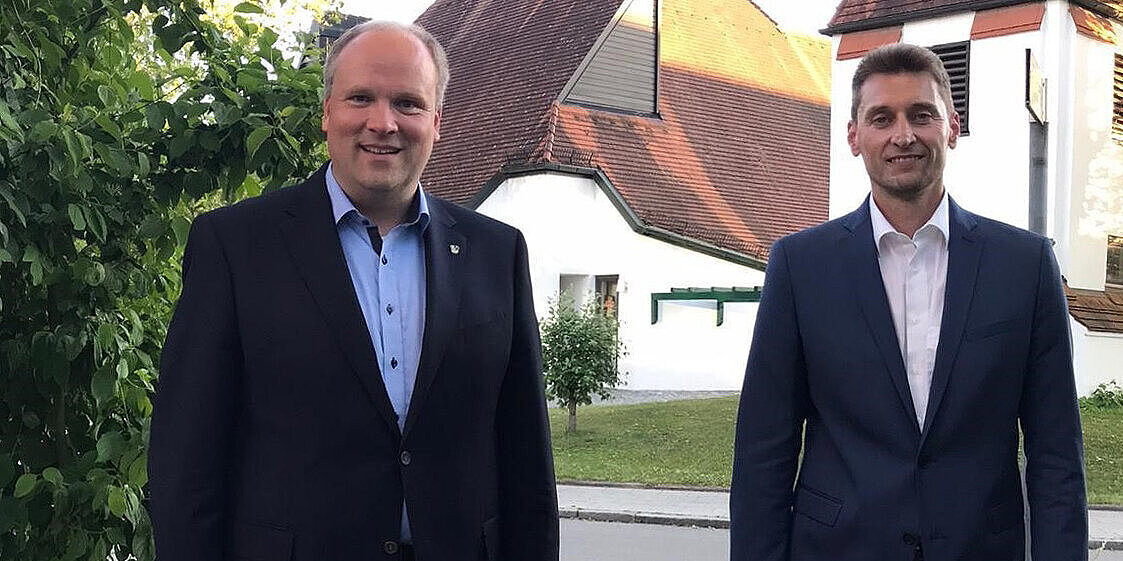 Harald Stoiber (rechts) mit Landrat Christoph Göbel